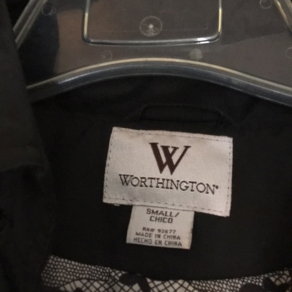 SOLD Worthington Coat - Picture 3 of 7